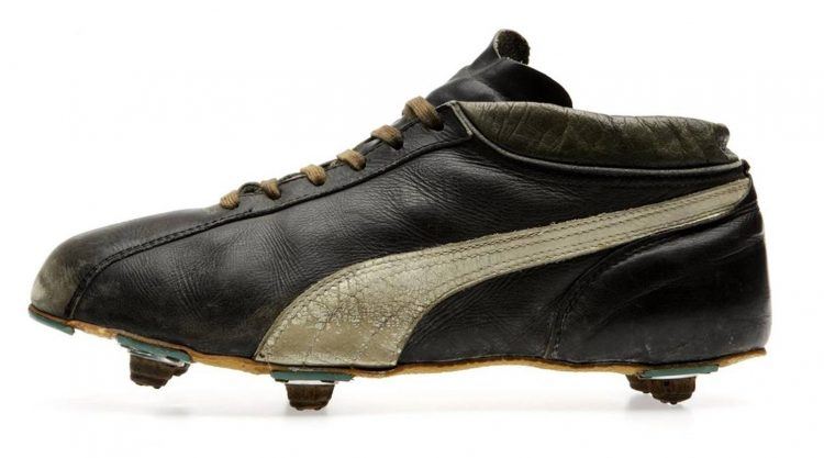 pele football boots