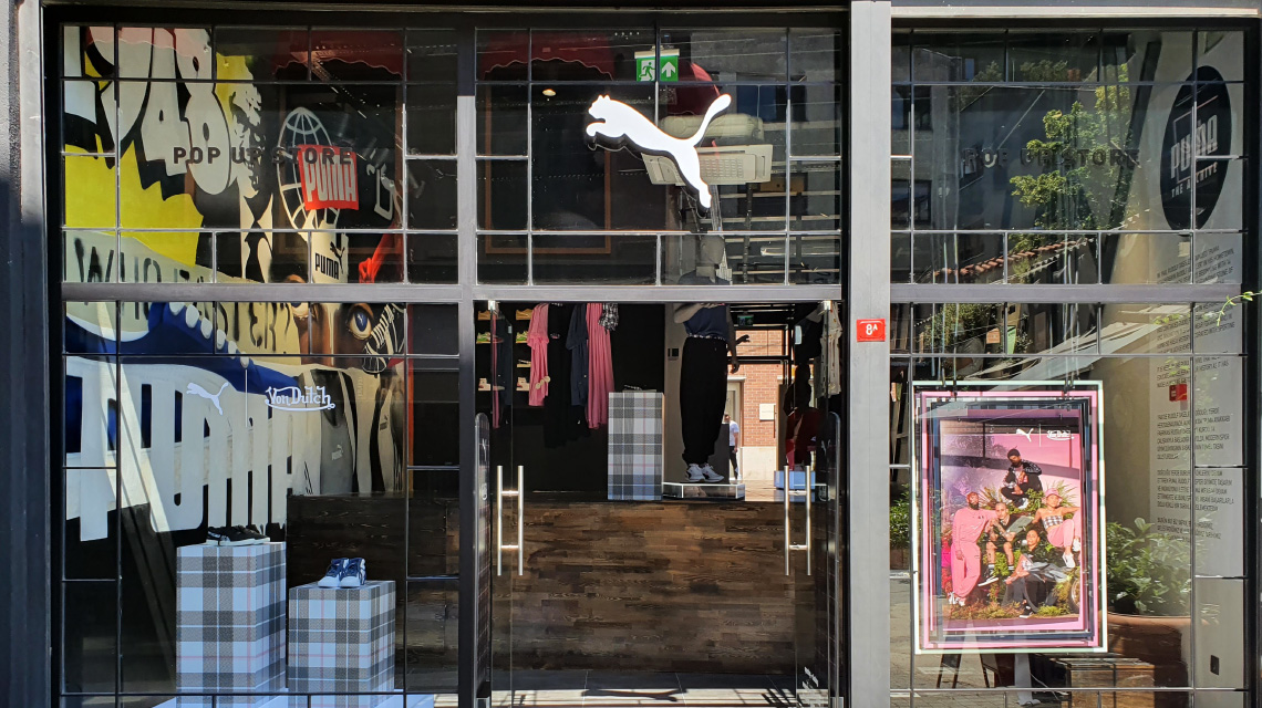 Puma pop up shop shop