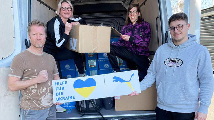 PUMA employees drove to Ukraine to help colleagues in the country with food deliveries PUMA up